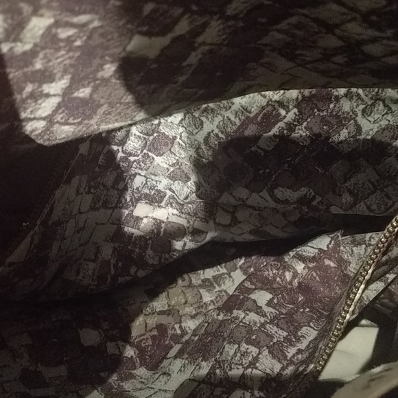 Genuine leather bag by Elliott Lucca 🌸🍀🍀 - Picture 6 of 10